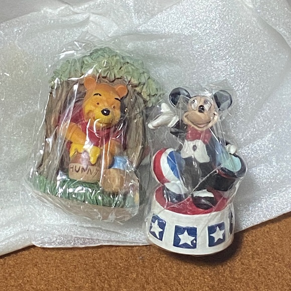 Disney Lenox thimbles - Picture 1 of 2